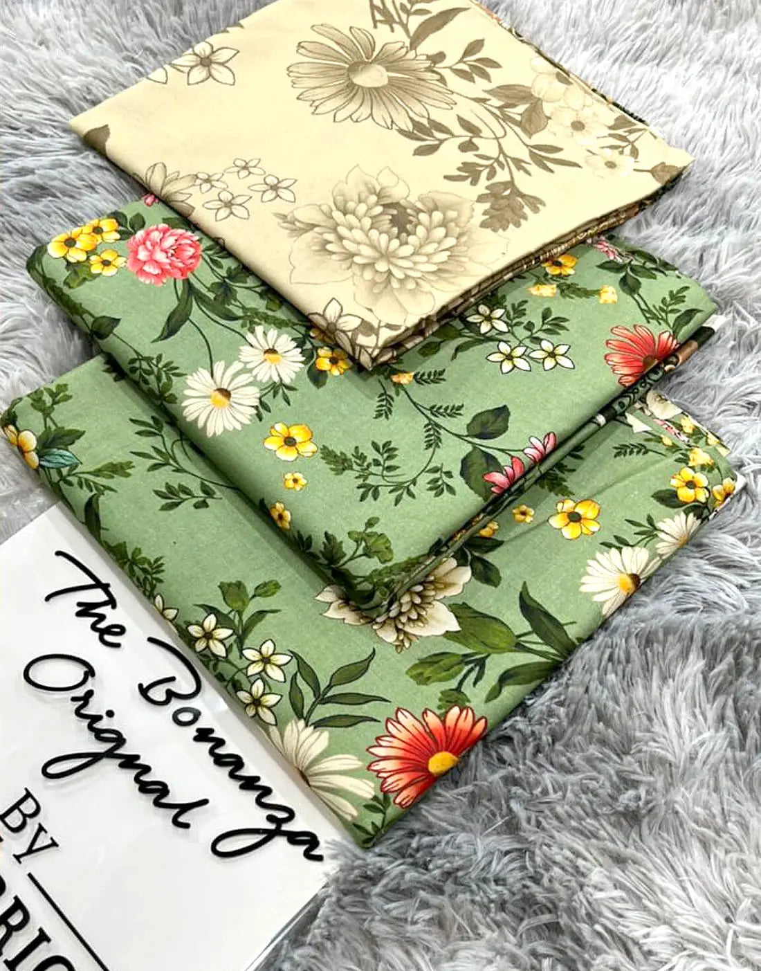 IB Bonanza All-Over Digital Print 3-Piece Linen Dress with Linen Dupatta