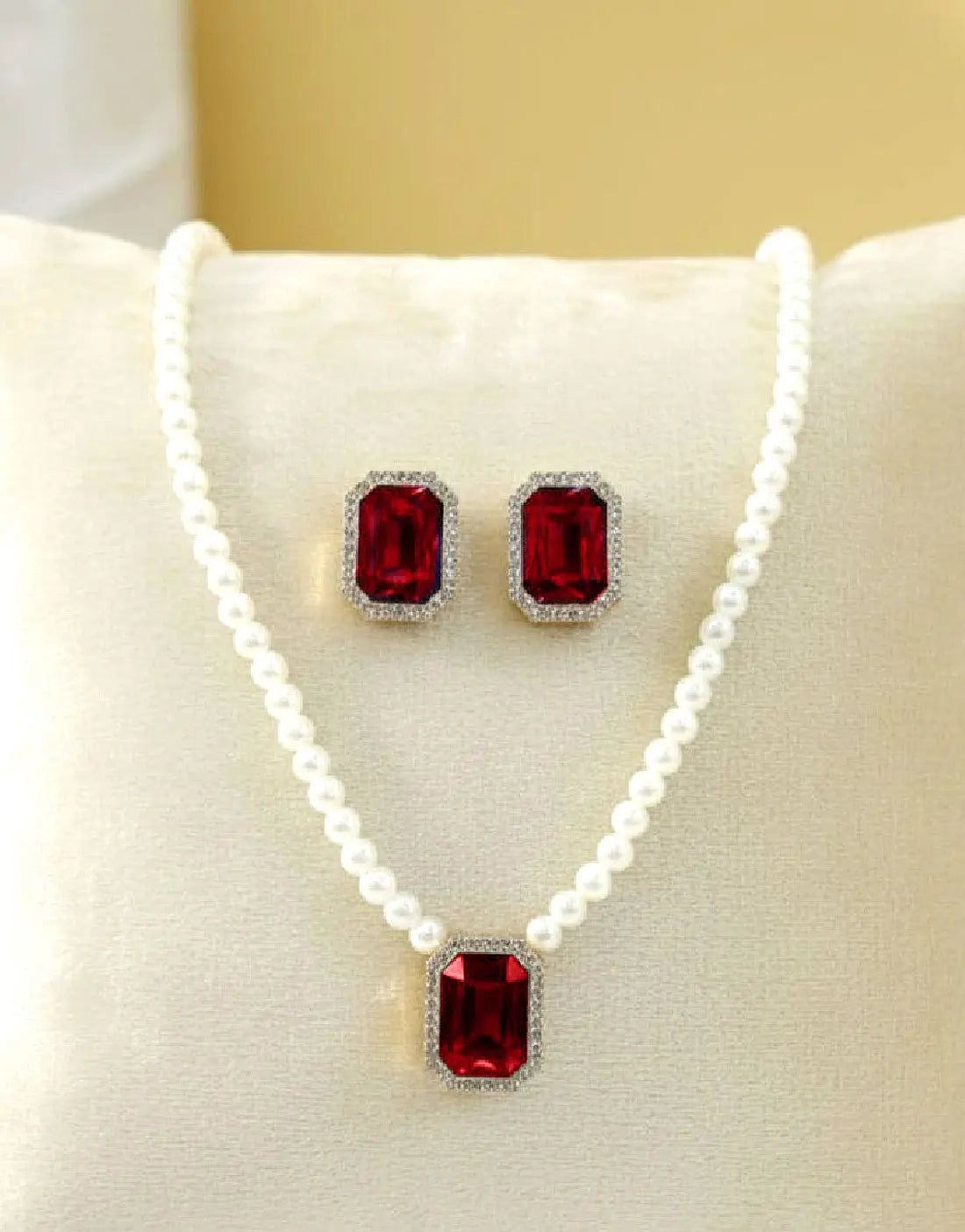 Elegant Red Pearl Beaded Necklace Set with Matching Earrings
