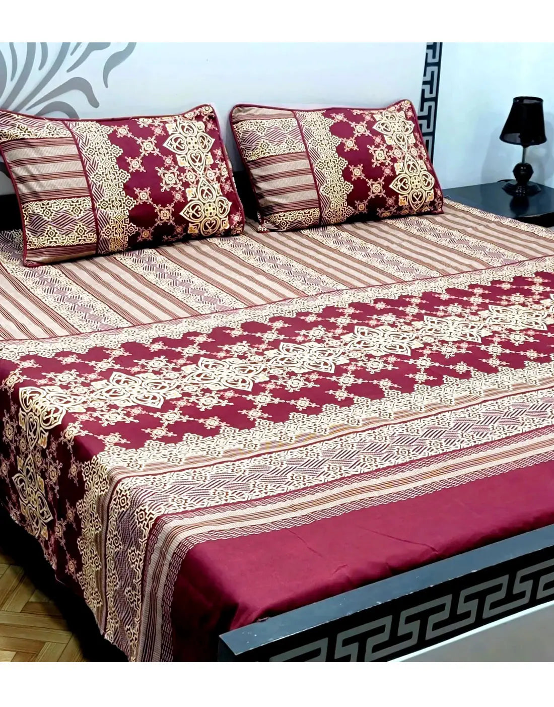 China Cotton King Size Bed Sheet Set with 2 Pillow Covers