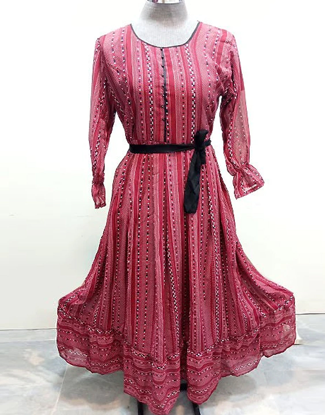 Readymade Lining Print Georgette Maxi with Inner