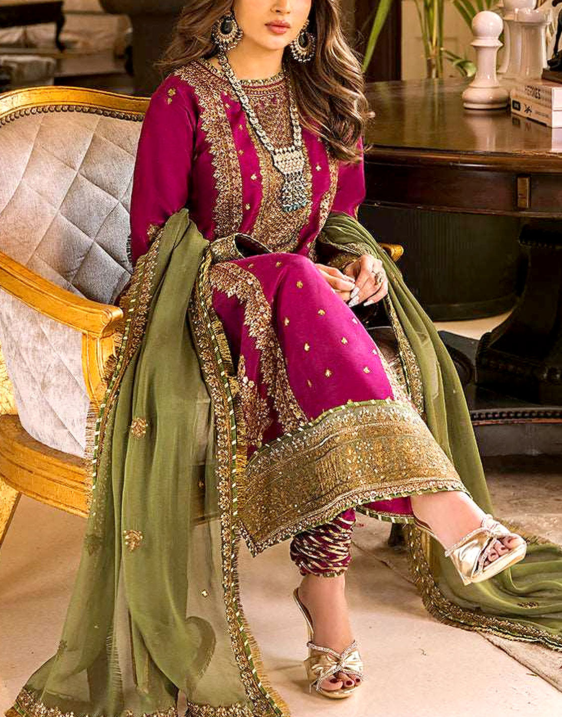 Heavy Embroidered Fancy Chiffon Wedding Dress 
