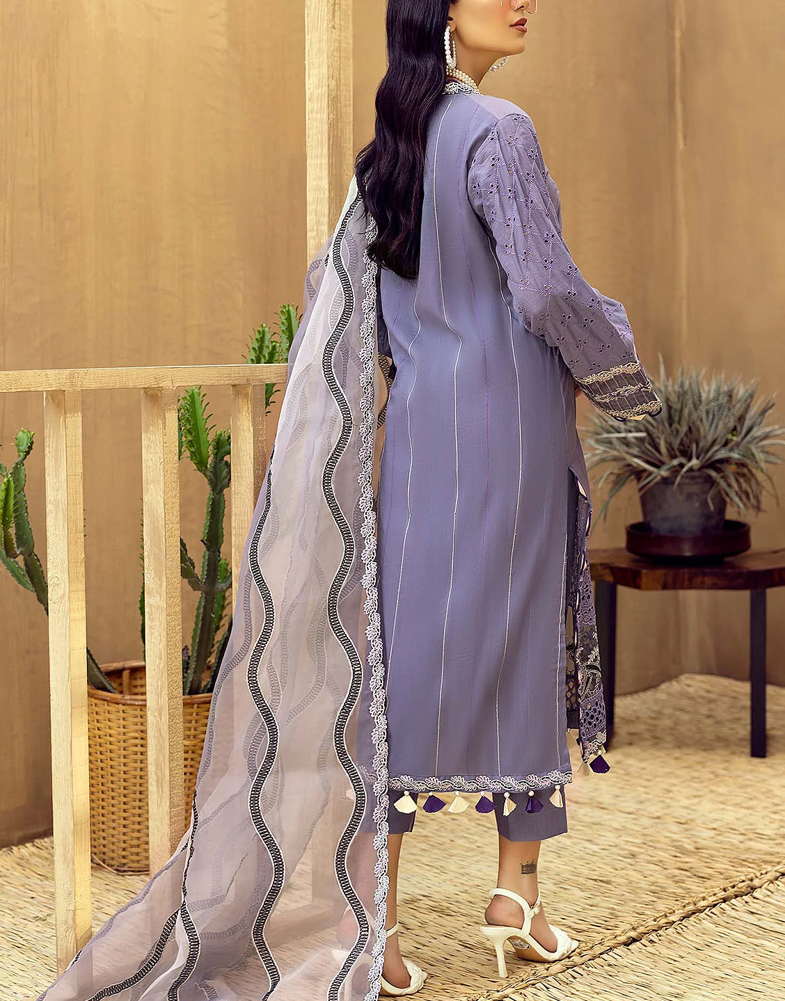Luxury Schiffli Embroidered EID Lawn Dress with Embroidered Organza Dupatta - Out of Stock