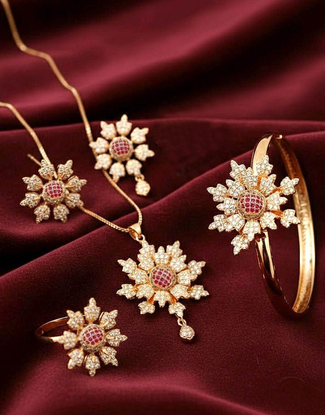 Elegant Floral Design Locket Set with Kara Bracelet & Earrings