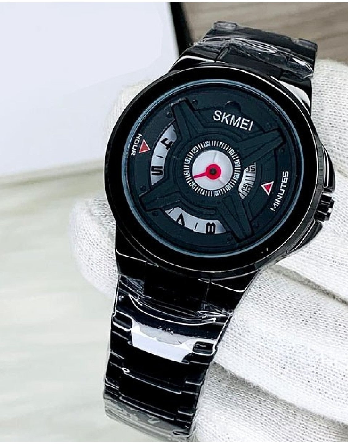 SKMEI Men's Black Fashion Watch