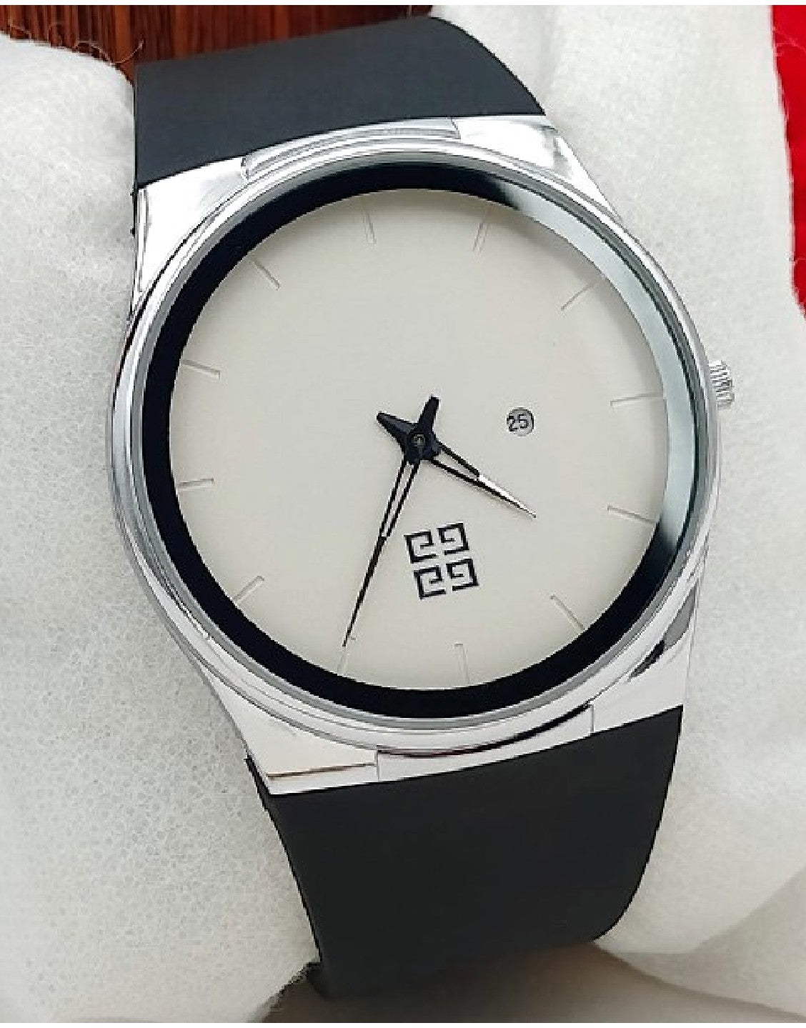 Trendy Men's Black Rubber Strap Watch