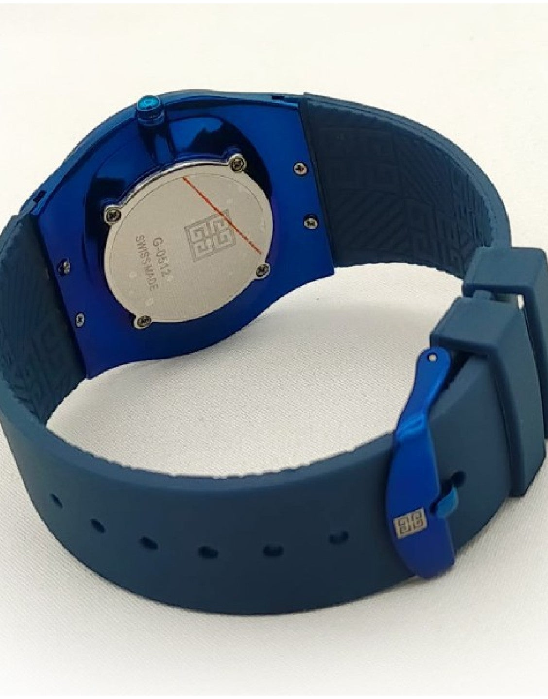 Trendy Men's Blue Rubber Strap Watch