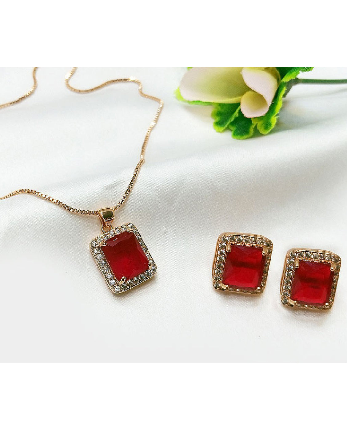 Square Shape Red Faux Ruby Pendant Necklace Set