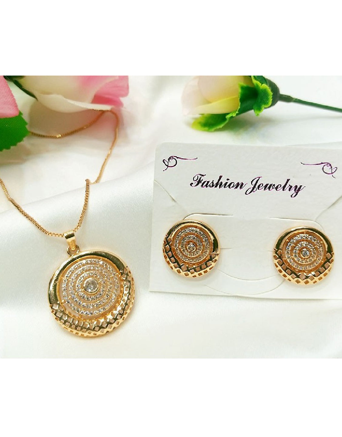 Elegant Golden Women's Locket with Earrings