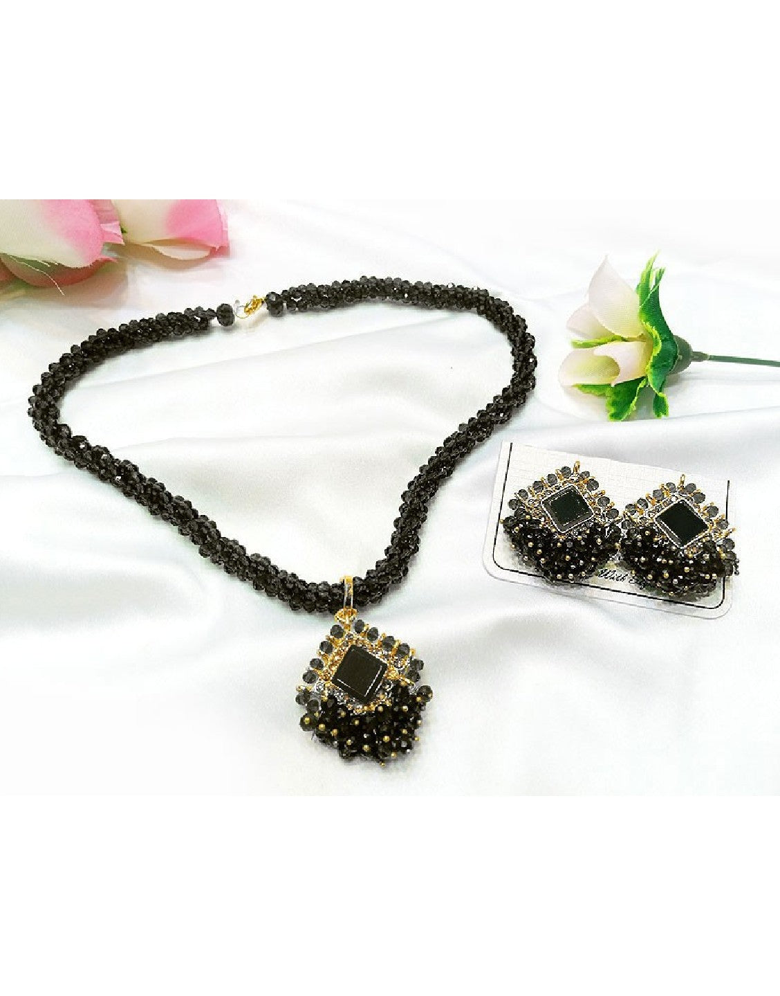 Elegant Mala Necklace Set with Earrings