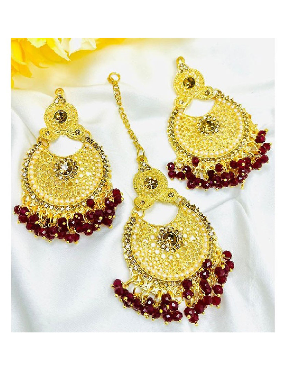 Set of Fancy Earrings & Maang Teeka