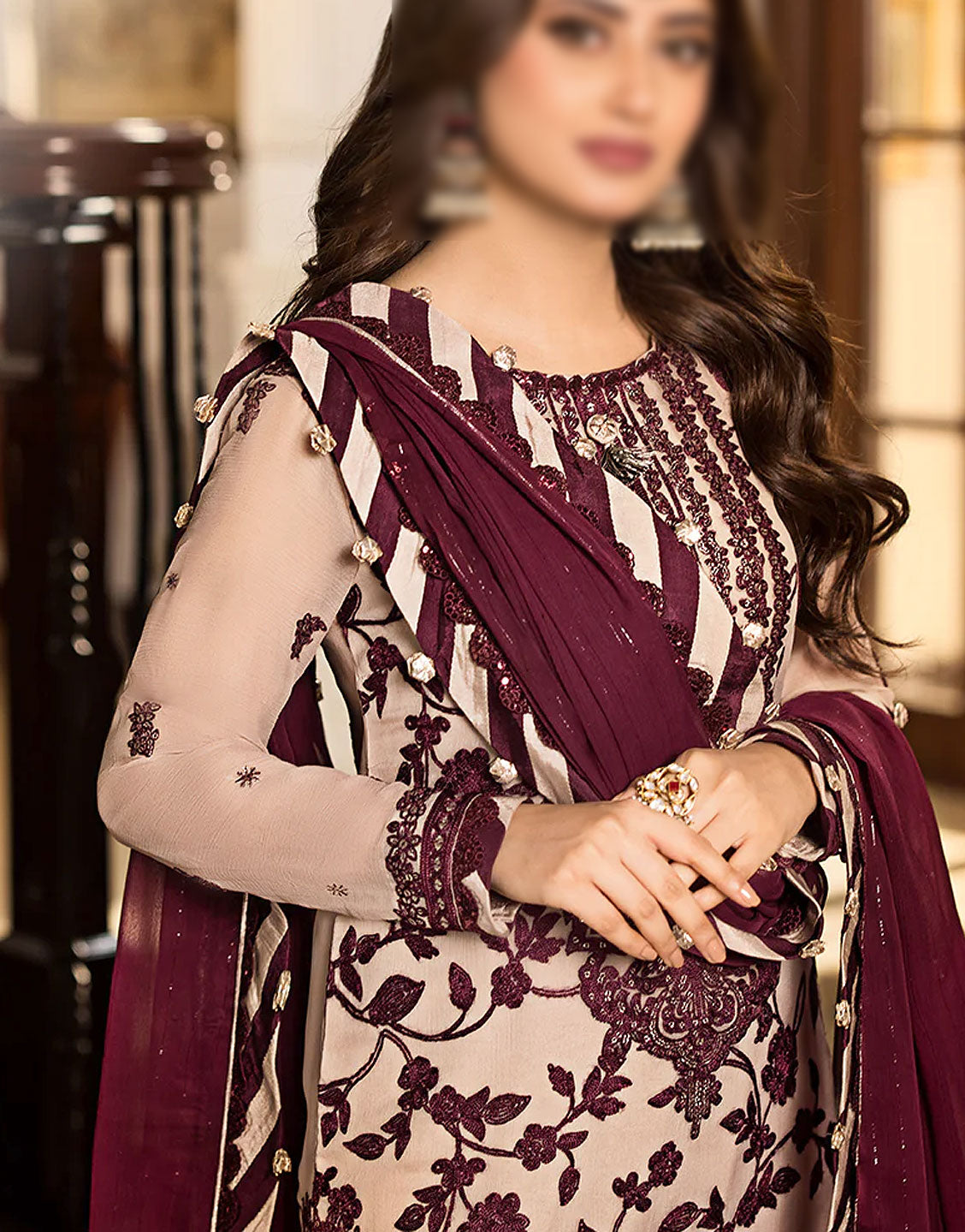 Luxury Embroidered Chiffon Wedding Dress