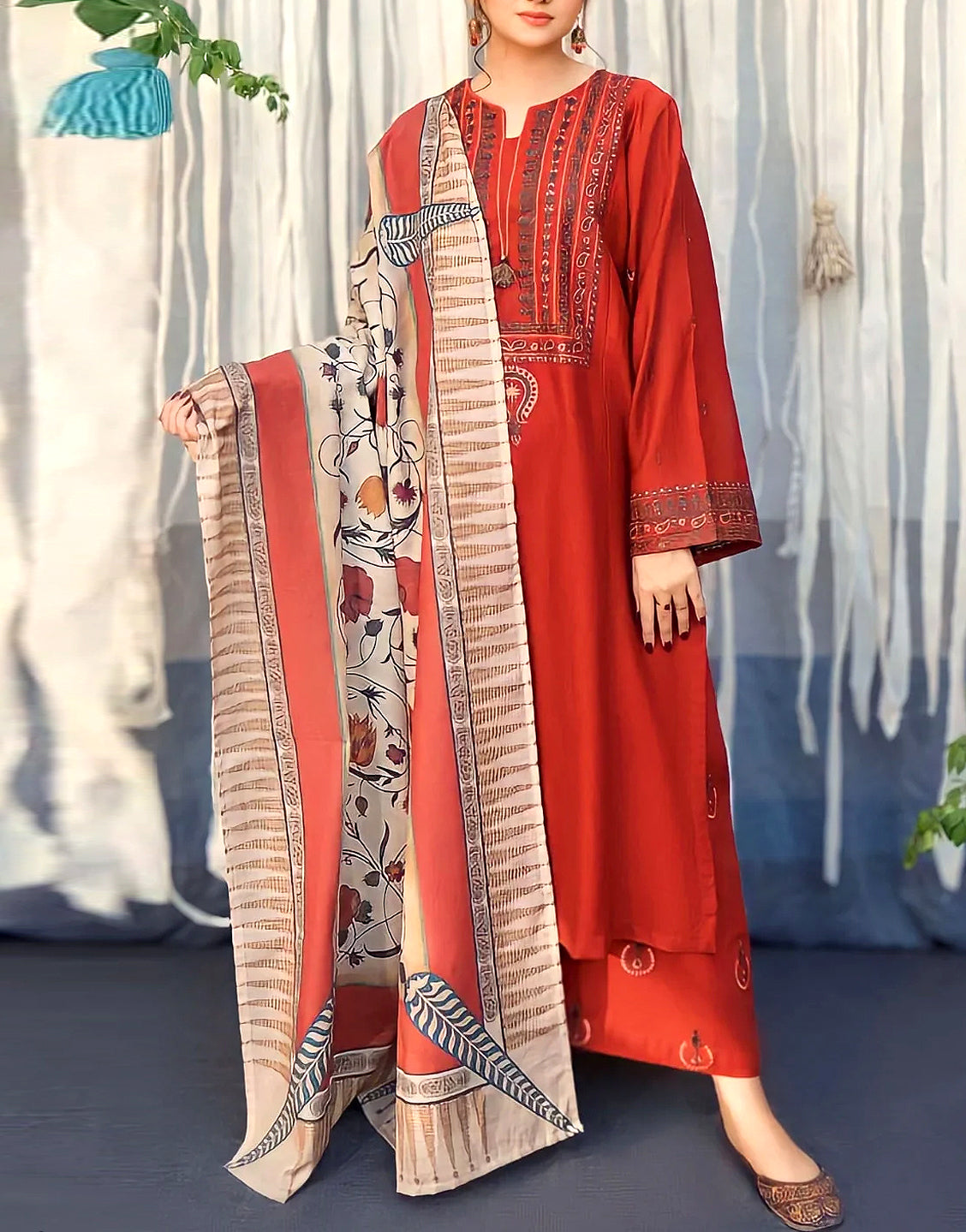 Elegant Sequins Embroidered Lawn Suit  with Diamond Organza Dupatta