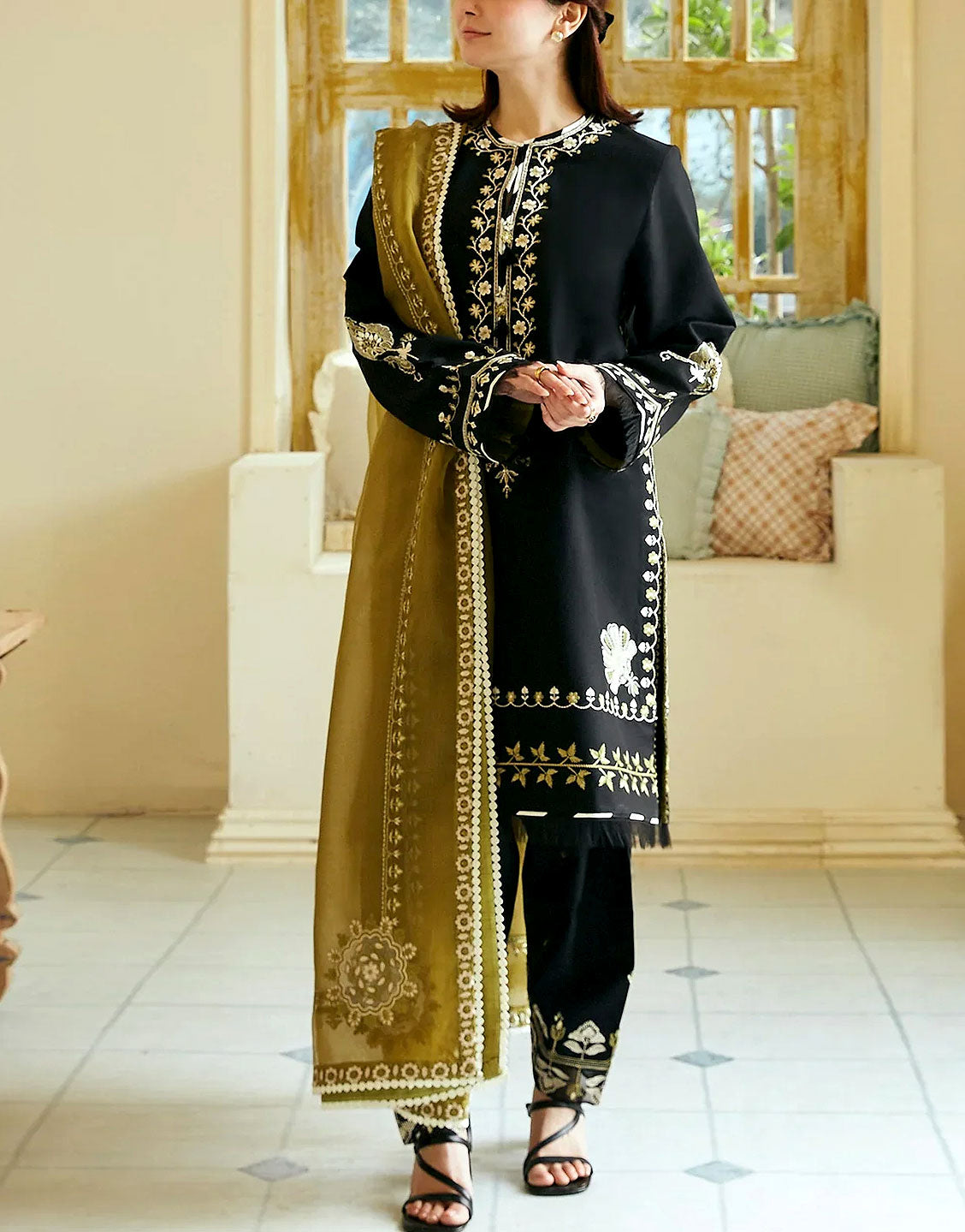 Elegant Embroidered EID Lawn Dress  with Emb. Organza Dupatta