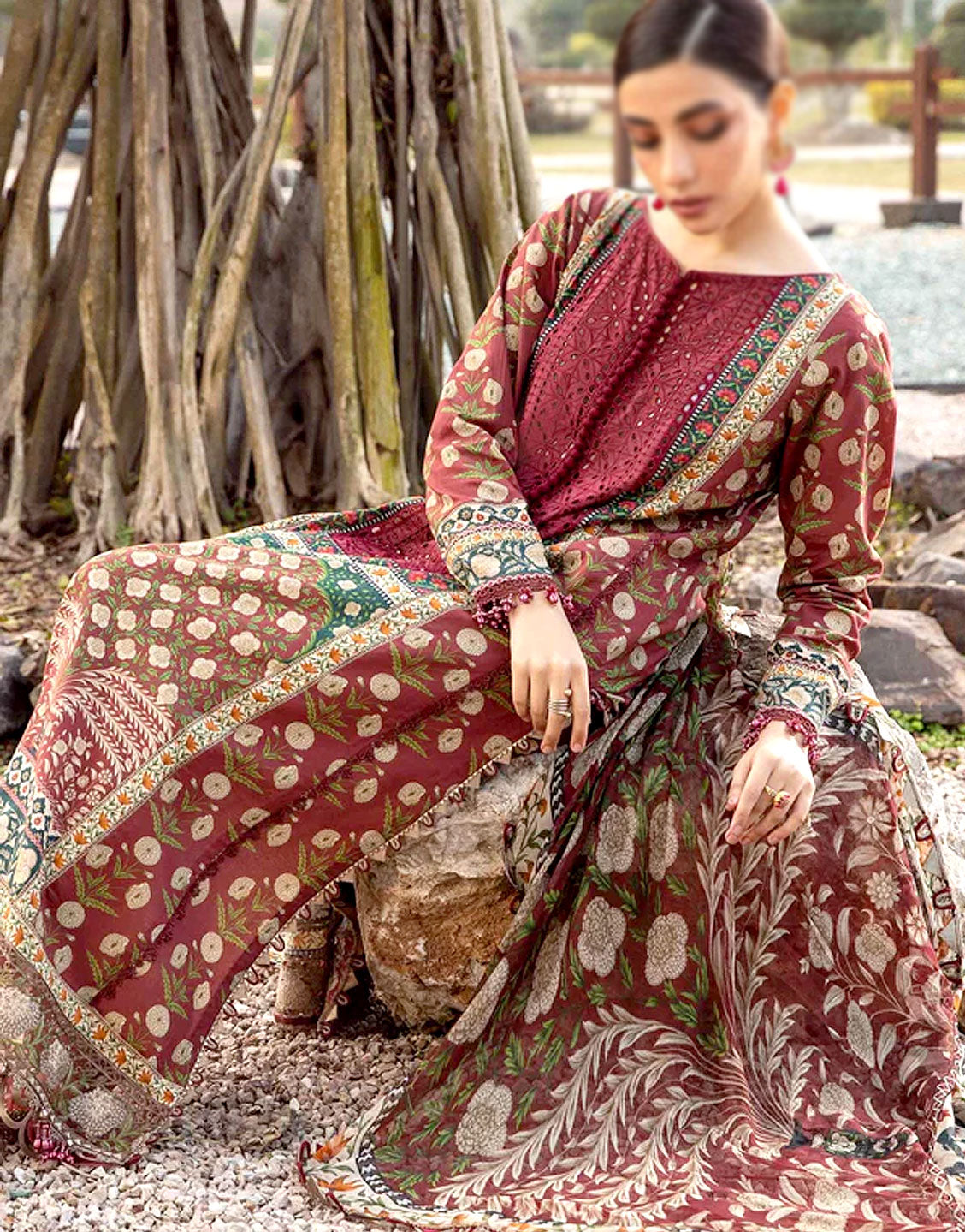 Heavy Schiffli Embroidered EID Lawn Dress with Chiffon Dupatta - Out of Stock