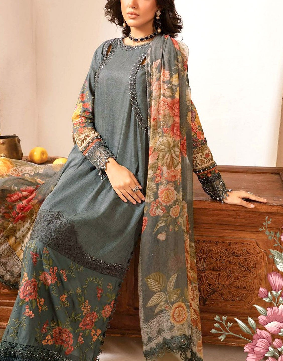 Luxury Embroidered Lawn Dress with Chiffon Dupatta