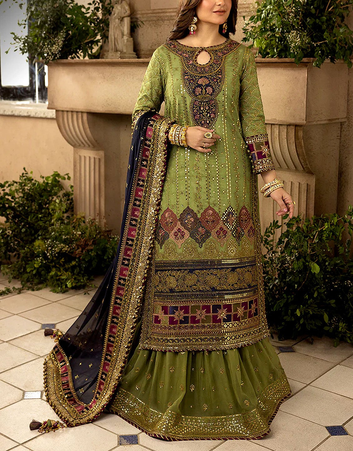 Luxurious Heavy Embroidered Chiffon Wedding Dress 2024