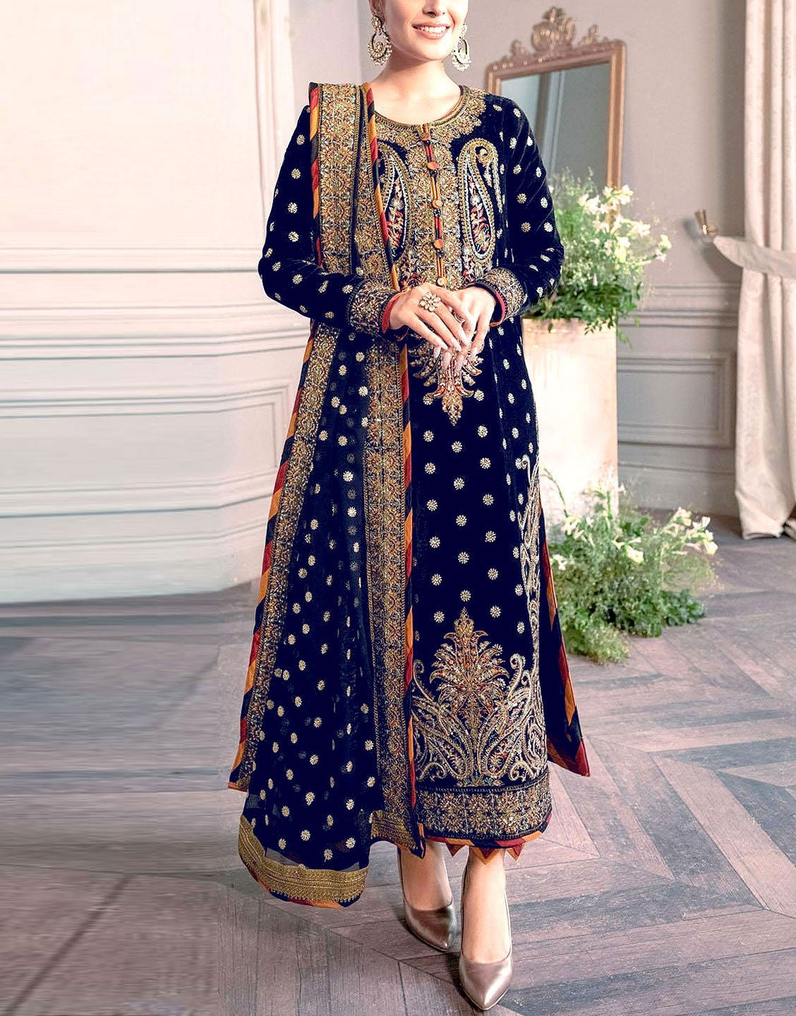 Luxury Heavy Embroidered Navy Blue Velvet Wedding Dress 2024