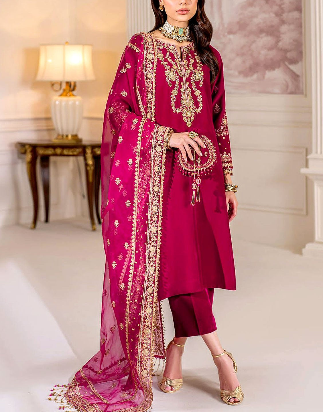 Luxurious Handwork Embroidered Velvet Dress with Emb. Organza Dupatta