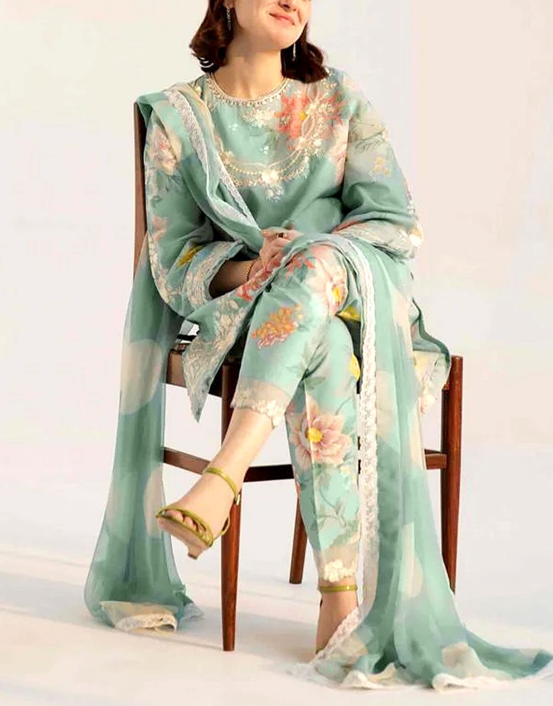 Trendy Embroidered EID Lawn Dress with Chiffon Dupatta