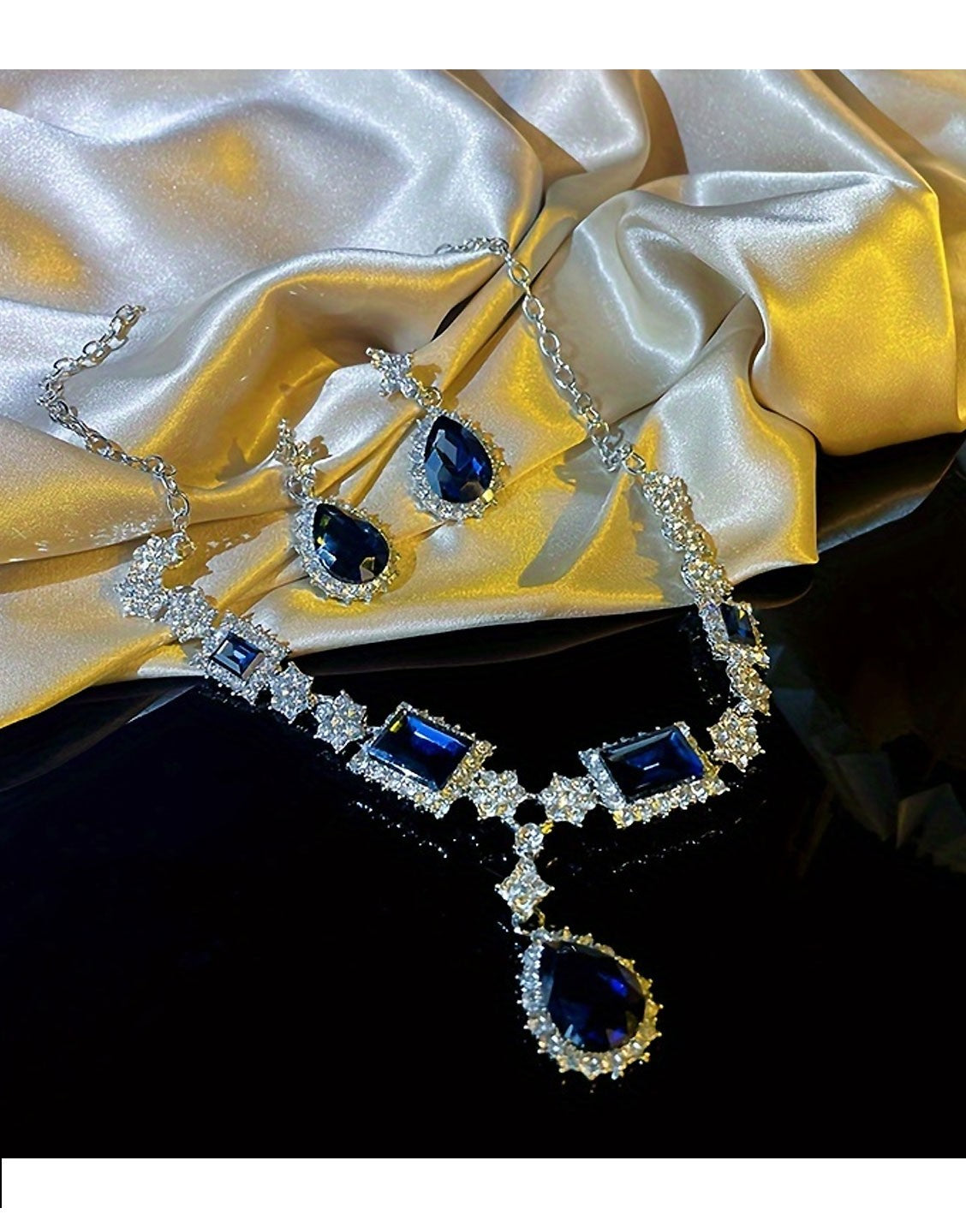 Elegant French-Inspired Necklace Set with Earrings - Perfect for Parties