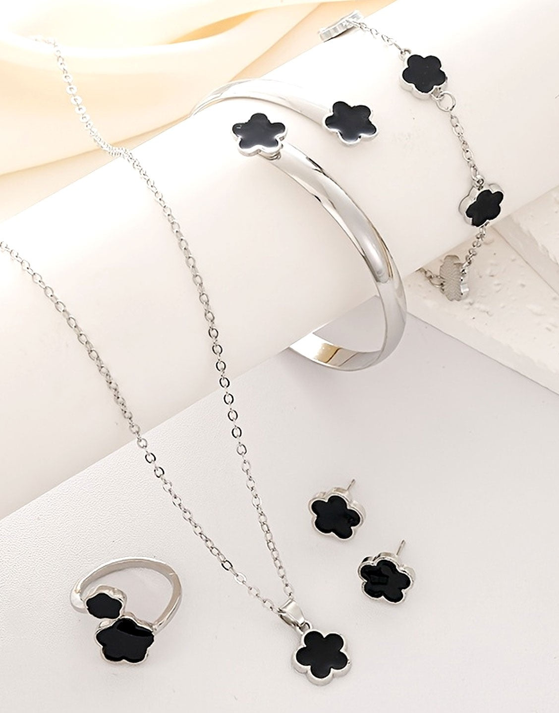 5-Piece Five Leaf Clover Design Silver Jewelry Set includes Bracelet, Earrings, Kara, Necklace & Ring