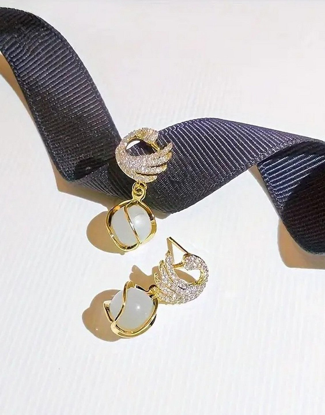 Elegant Swan Shape 14K Gold Plated Pendant Earrings