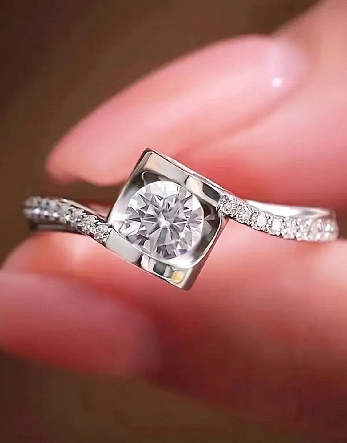 Adjustable Side Love Heart Synthetic Cubic Zirconia Ring for Girls