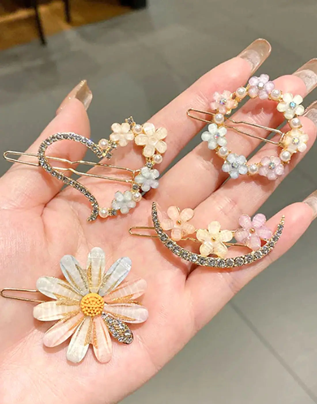 Pack of 4 Pastel Floral Alloy Hairpins with Crystal Accents for Buns & Ponytails