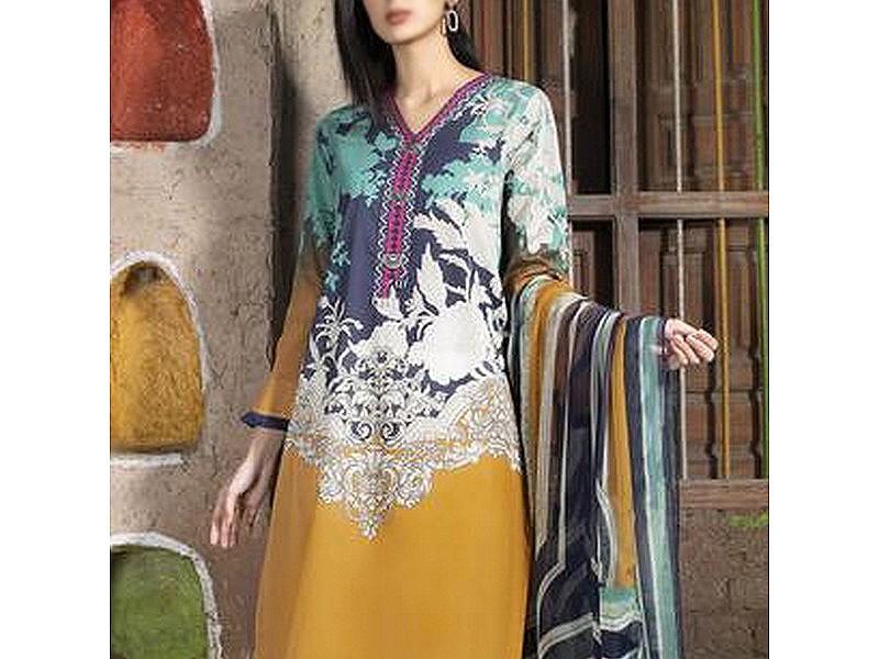 Elegant Embroidered Lawn Suit 2024 with Chiffon Dupatta