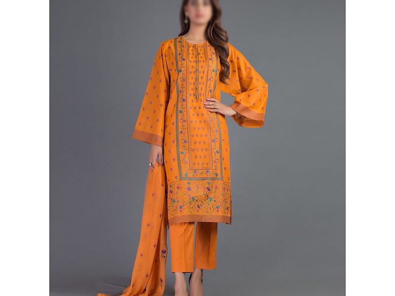 Elegant 2-Piece Embroidered Lawn Dress 2024