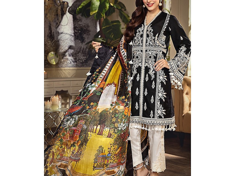 Elegant Sequins Embroidered Lawn Suit 2024 with Diamond Organza Dupatta