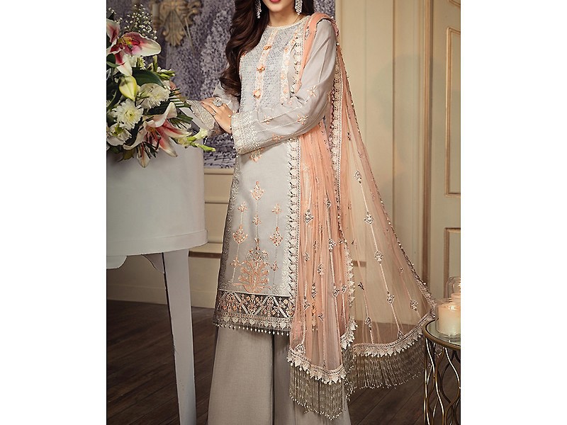 Elegant Sequins Embroidered Lawn Suit 2024 with Diamond Organza Dupatta