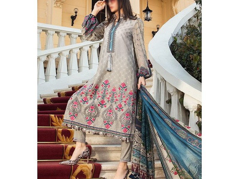 Elegant 2-Piece Embroidered Lawn Dress 2024