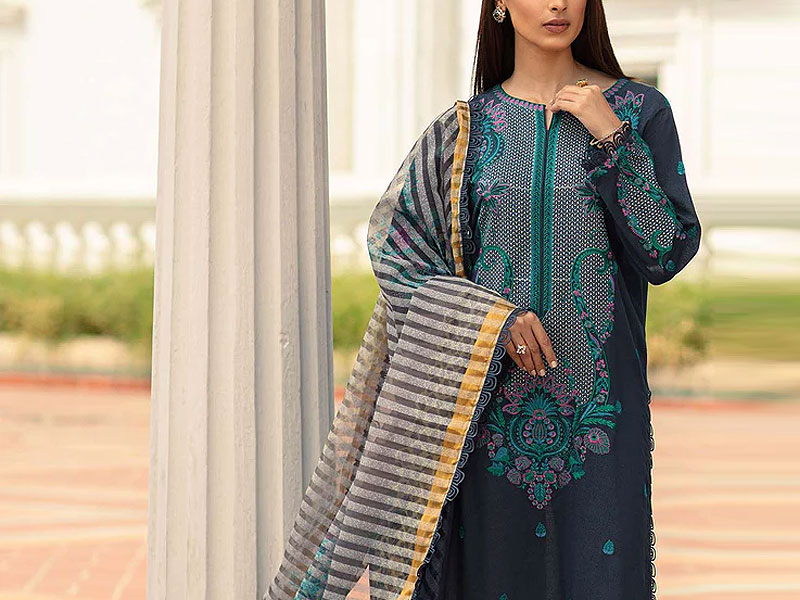 House of Charizma Embroidered Karandi Collection