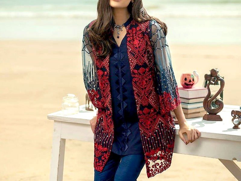 Latest Kurti Designs for Girls in Pakistan 2025