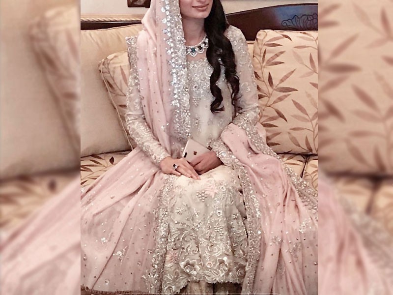 Bridal Nikkah Dresses 2023 in Pakistan - Best Collection for Nikkah Day