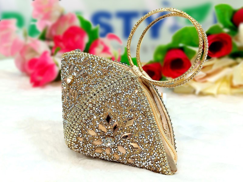 Fancy Party Wear & Bridal Clutches 2024 in Pakistan