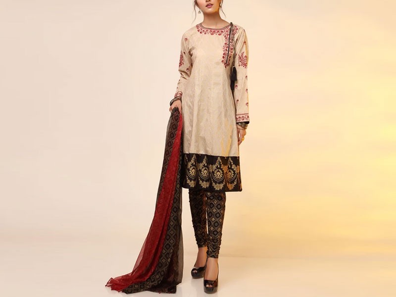 Elegant Embroidered Chiffon Party Wear Dress 2024