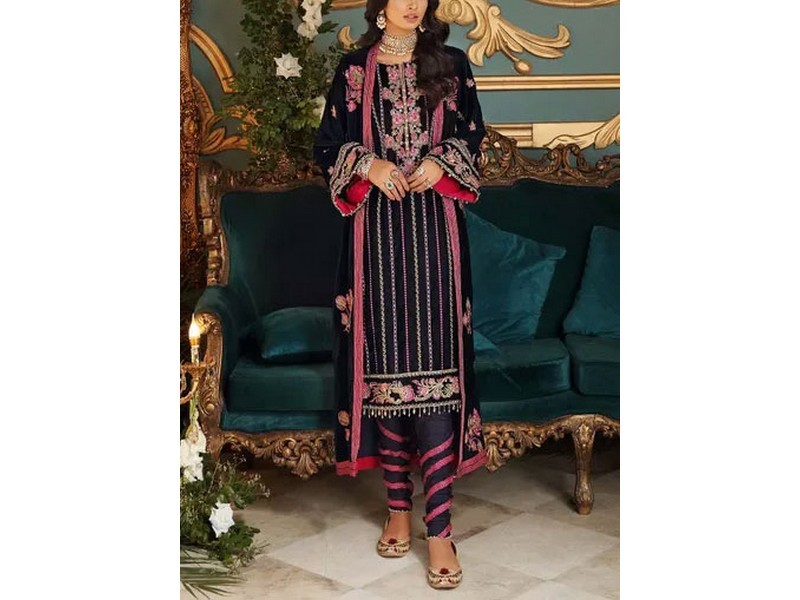 Gul Ahmed Winter Khaddar & Linen Collection 2021-22