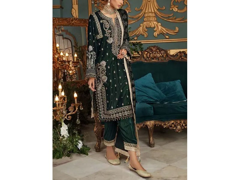 Gul Ahmed Winter Khaddar & Linen Collection 2021-22
