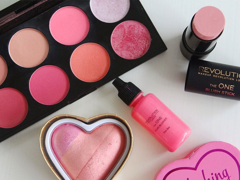 5 Makeup Essentials Every Girl Should Have