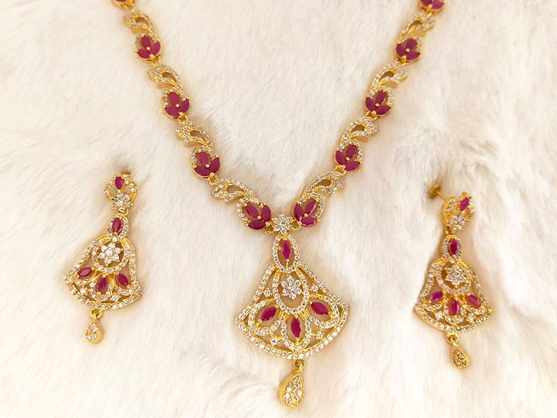 White CZ Gold Plated Red Gemstone Imitation Jewelry Set