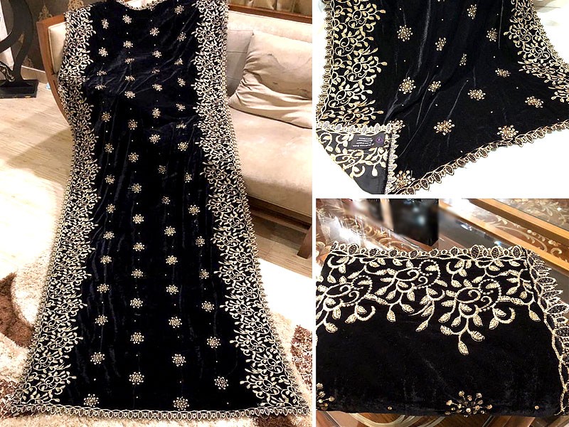 Luxury Handwork Embroidered Navy Blue Velvet Wedding Dress 2022 Price in Pakistan