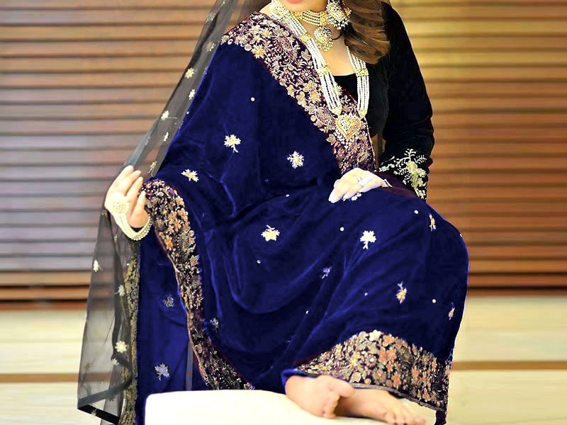 Elegant Embroidered Navy Blue Bridal Velvet Shawl Price in Pakistan