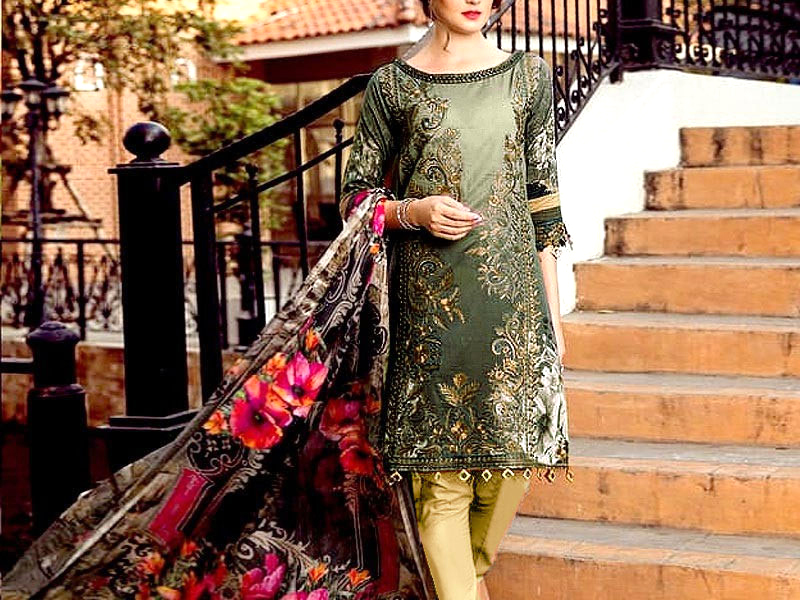 Heavy Front Panel Embroidered Lawn Dress 2023 with Chiffon Dupatta Price in Pakistan