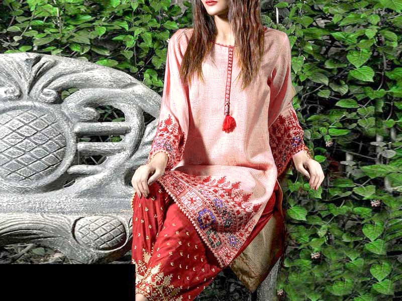 Trendy 2-Piece Heavy Embroidered Lawn Dress 2023 Price in Pakistan