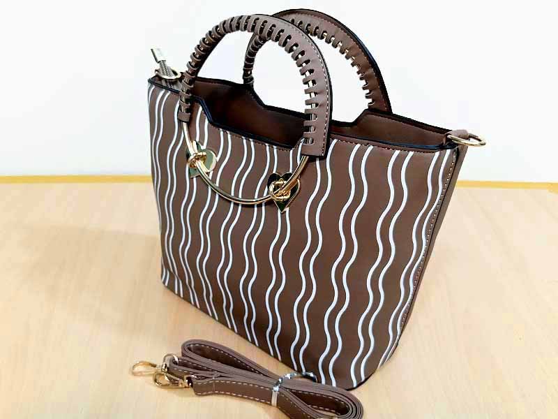 Faux-Leather Ladies Fashion Handbag