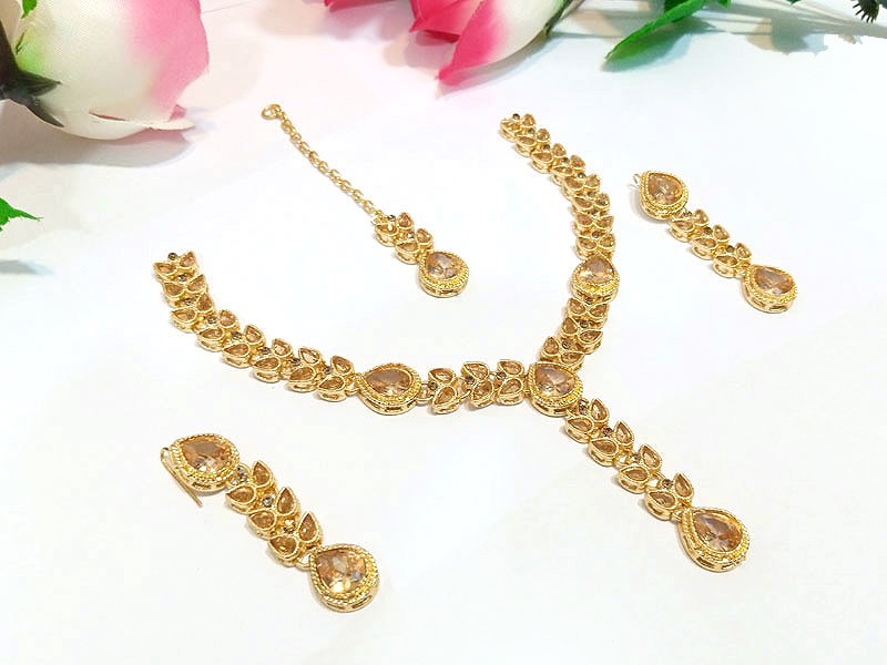 Dazzling Champagne Stone Necklace Set with Drop Earrings & Tikka