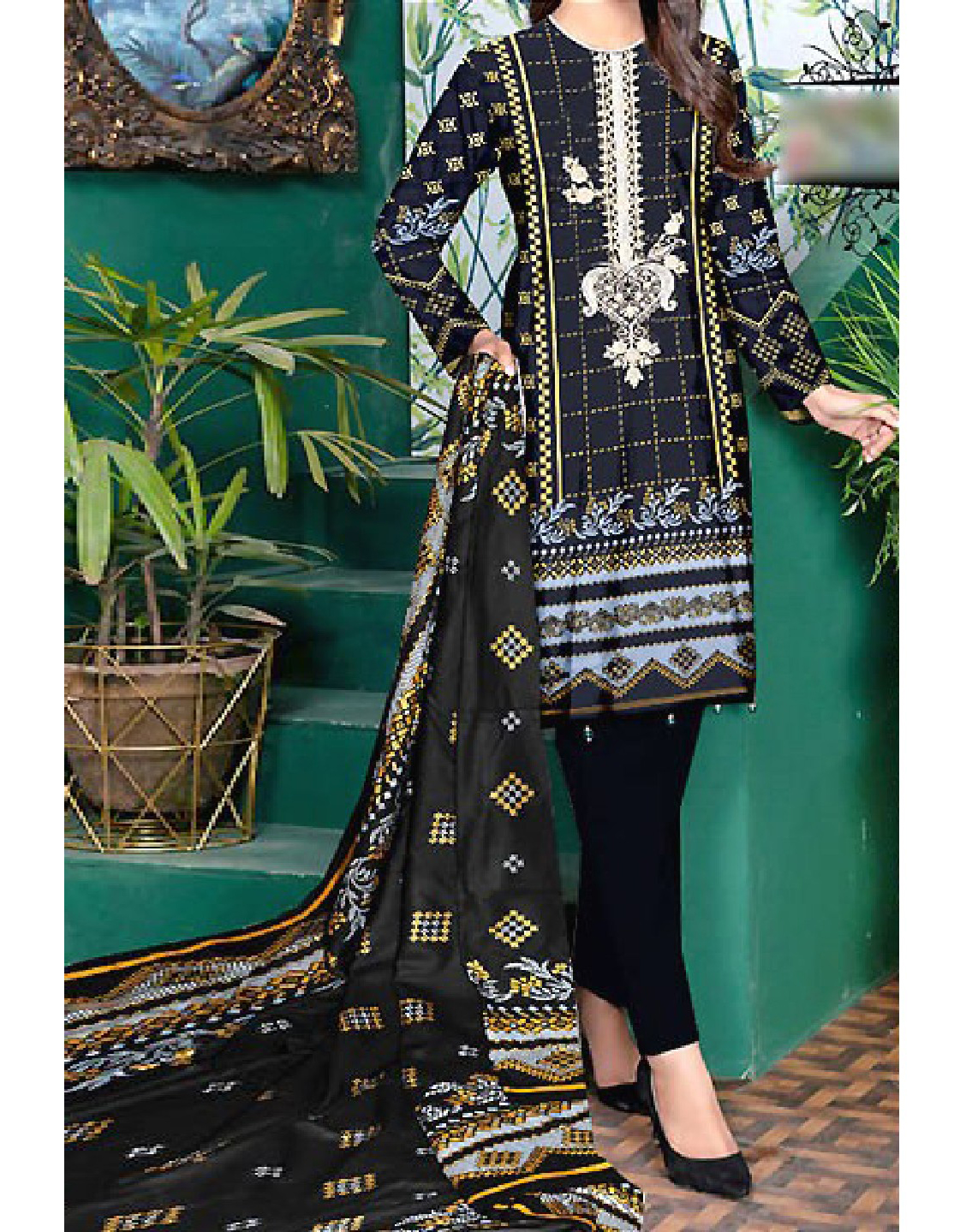 Embroidered Linen Dress with Chiffon Dupatta Price in Pakistan