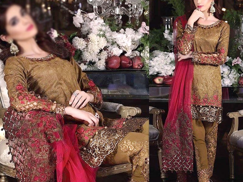 Heavy Embroidered Navy Blue Chiffon Wedding Dress 2022 Price in Pakistan